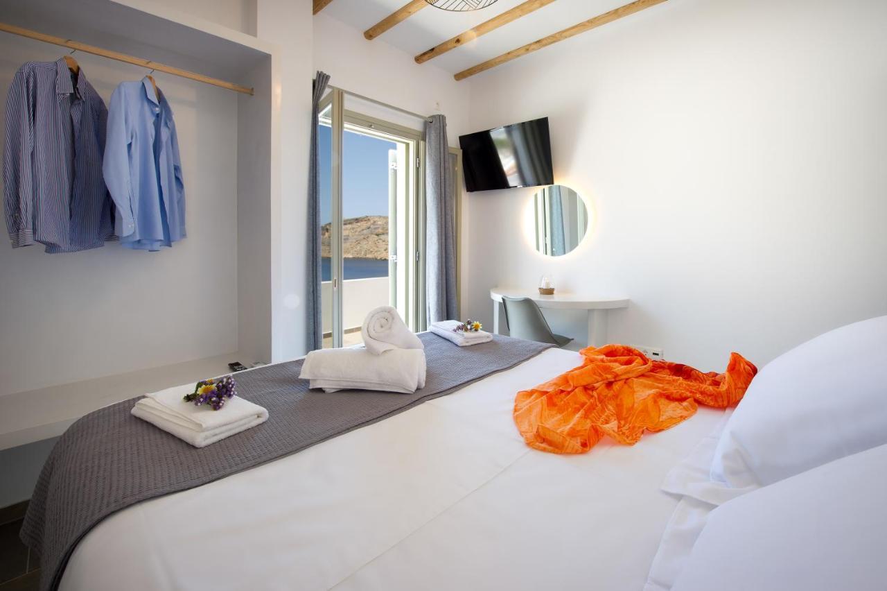 Droufakos' Home, Lux Seafront Apartment W. View Cherronisos  Екстериор снимка